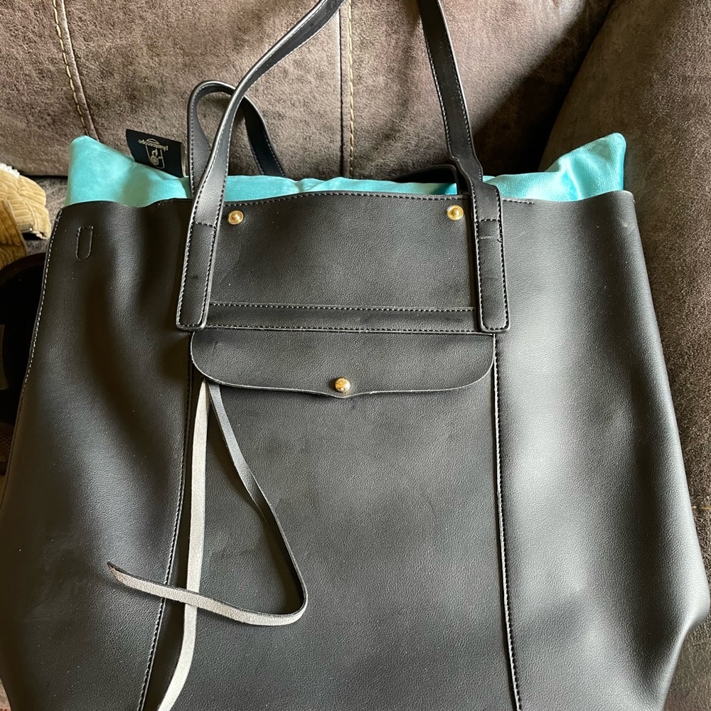 Beautiful Large grey pocketbook/tote extra deep. By Lionel - brand new w/tags.